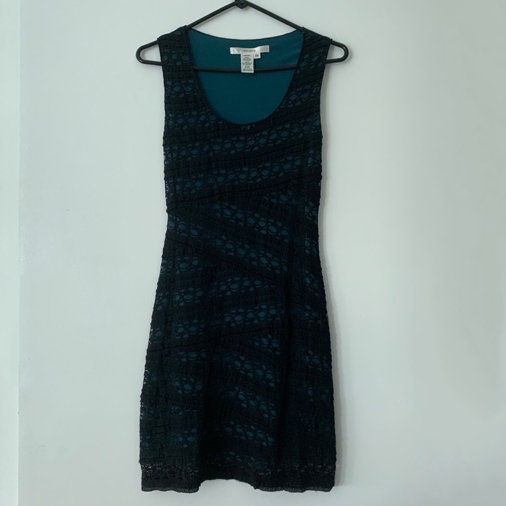 StudioM Slim Fit Blue and Black Lace Formal Dress